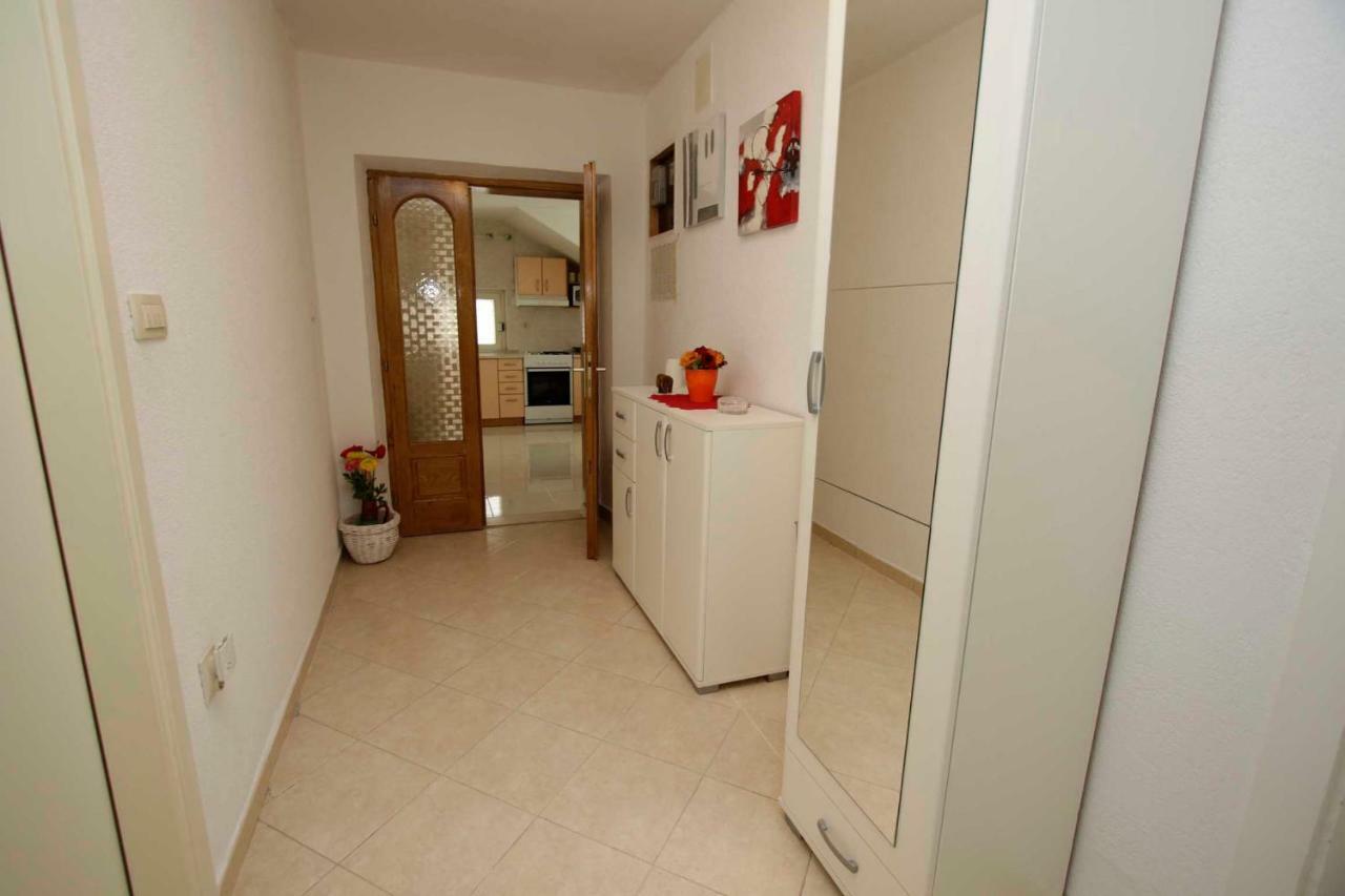 Apartmani Ivona & Ivo Makarska Exterior photo